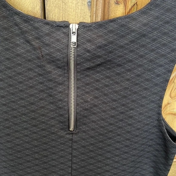 Sanctuary Ponte Dress - Picture 4 of 9